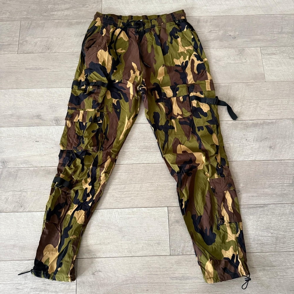 Men's Fashion Nova Camo Cargo Pants Size XL